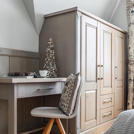 シャレー W Gorach Ii ザコパネ